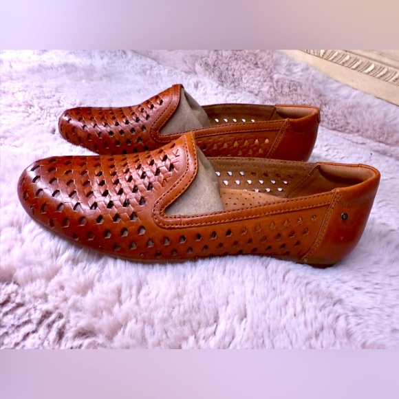 Shoes - Cobb Hill